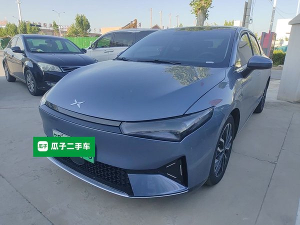 XPeng P5 · 2022 год