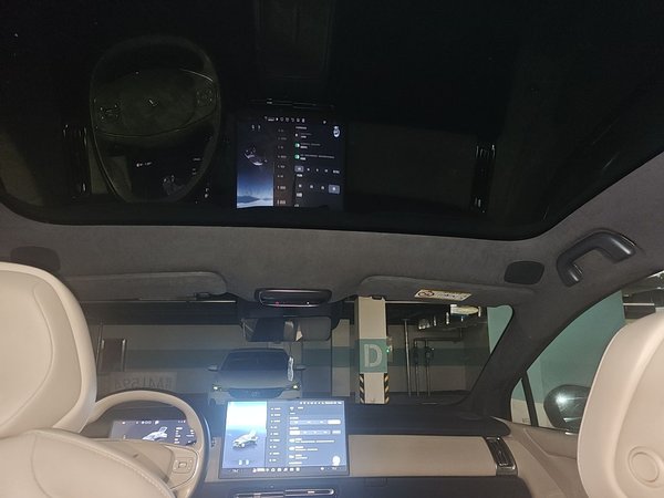 XPeng P7+ 2024, 77000 км, за 19038 USD