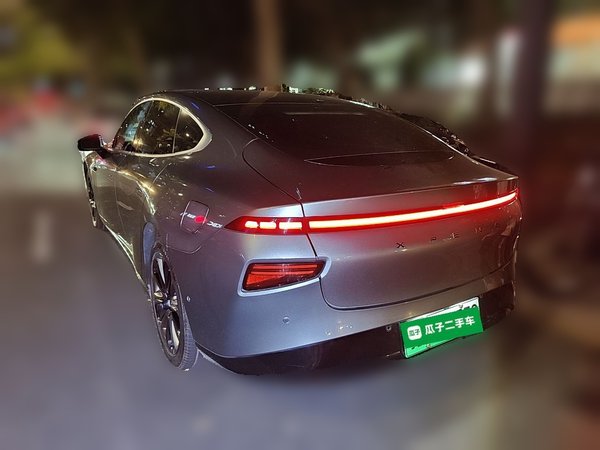 XPeng P7 · 2020 год