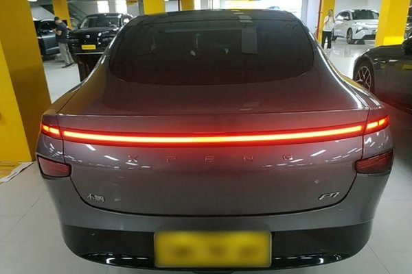 XPeng P7 2020, 80000 км, за 15979 USD