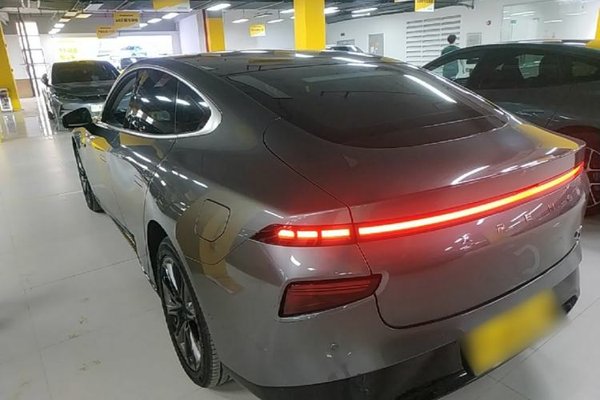 XPeng P7 2020, 80000 км, за 15979 USD
