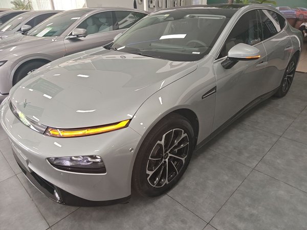 XPeng P7 · 2021 год