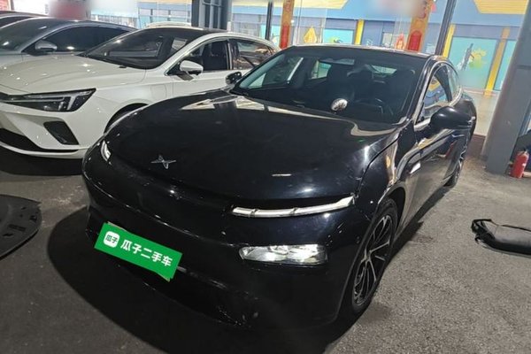 XPeng P7 · 2022 год