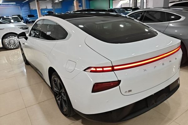 XPeng P7 2022, 68500 км, за 14962 USD