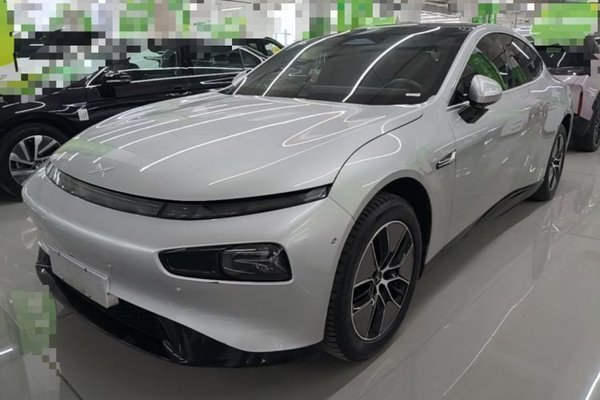 XPeng P7 · 2024 год