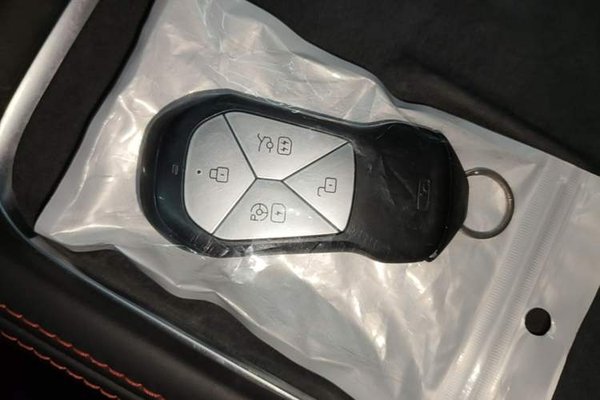 XPeng P7 2024, 37000 км, за 20993 USD - фото 23