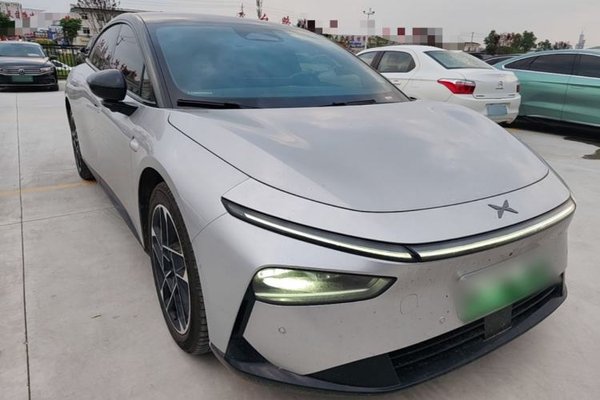 XPeng P7+ 2024, 17700 км, за 23979 USD