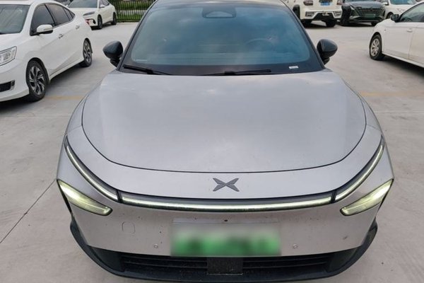 XPeng P7+ 2024, 17700 км, за 23979 USD