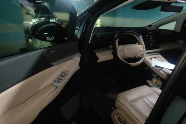 XPeng X9 2024, 31900 км, за 35370 USD - фото 16