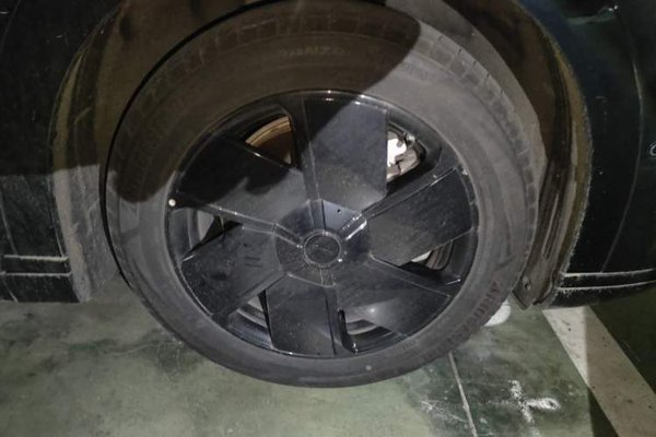 XPeng X9 2024, 31900 км, за 35370 USD - фото 8