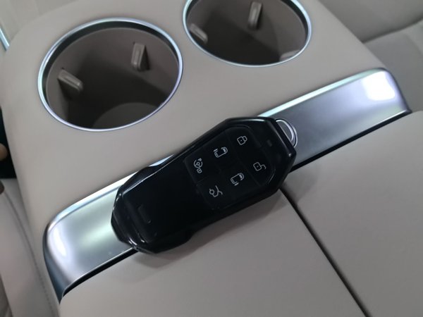 XPeng X9 2024, 24200 км, за 38514 USD - фото 17