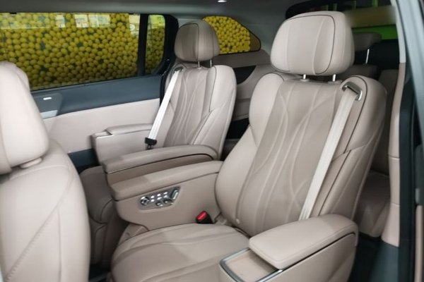 XPeng X9 2025, 5500 км, за 39397 USD - фото 16