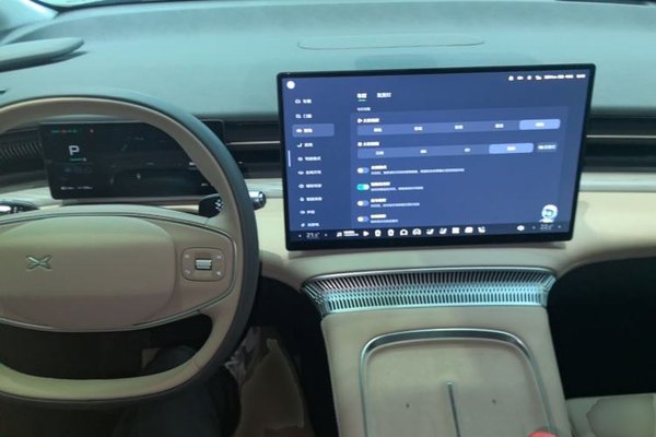 XPeng X9 2025, 7600 км, за 41824 USD - фото 13