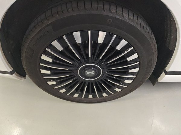XPeng X9 2025, 10000 км, за 28534 USD - фото 10