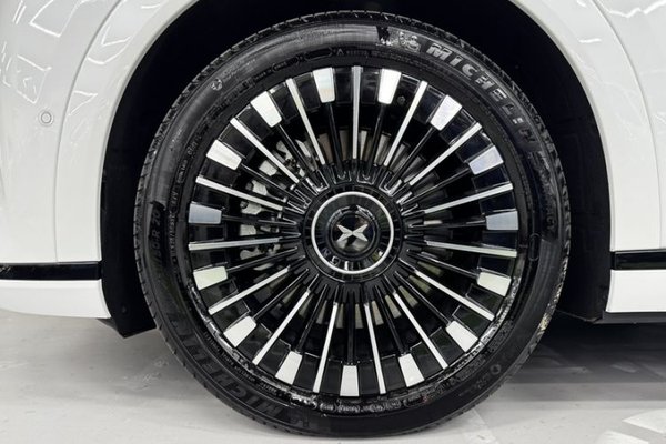 XPeng X9 2025, 12800 км, за 39317 USD - фото 12