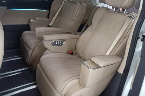 XPeng X9 2025, 12800 км, за 39317 USD - фото 28