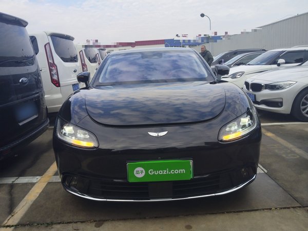 Y6 2024 620 km All-Wheel Drive Premium Edition, 2024 года