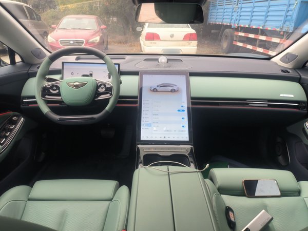 Yuanhang Y6 2024, 1600 км, за 19411 USD - фото 13