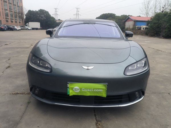 Y6 2024 720 km All-Wheel Drive Luxury Edition, 2024 года