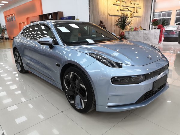Zeekr 001 2021, 100 км, за 26520 USD