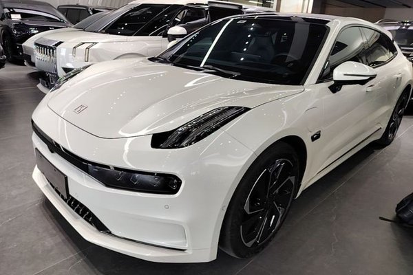 Zeekr 001 · 2021 год