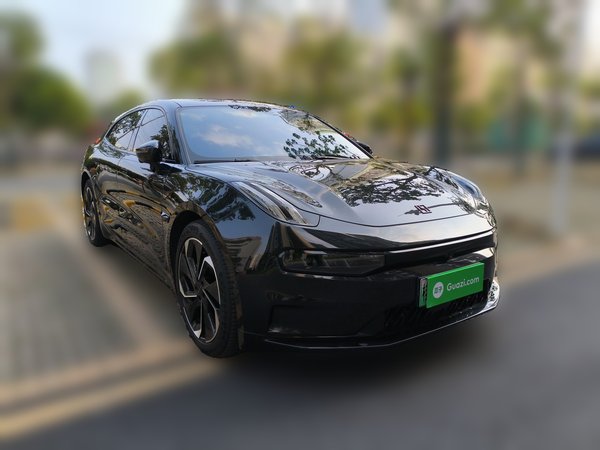 Zeekr 001 2022, 39600 км, за 21469 USD