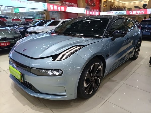 Zeekr 001 · 2022 год