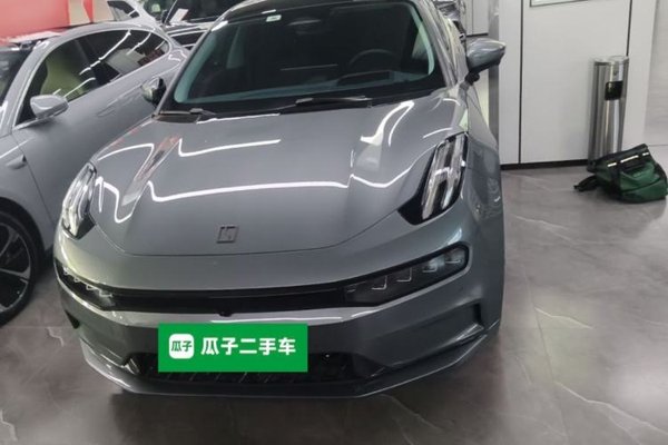 Zeekr 001 2022, 31900 км, за 22494 USD