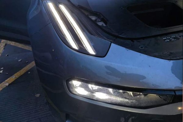 Zeekr 001 2022, 66800 км, за 21610 USD