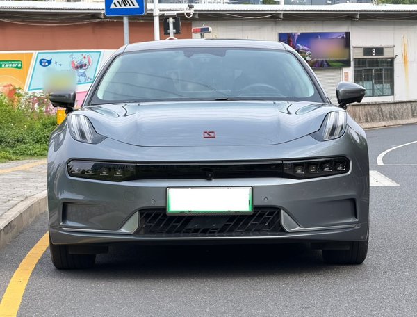 Zeekr 001 2022, 91500 км, за 19272 USD