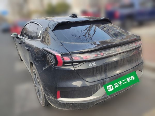 Zeekr 001 2023, 146600 км, за 18804 USD