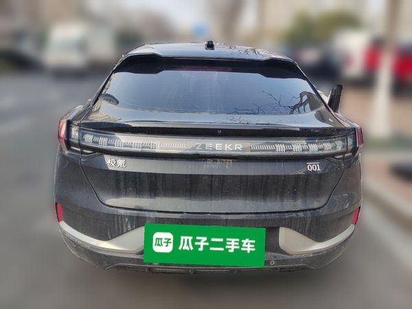 Zeekr 001 2023, 146600 км, за 18804 USD