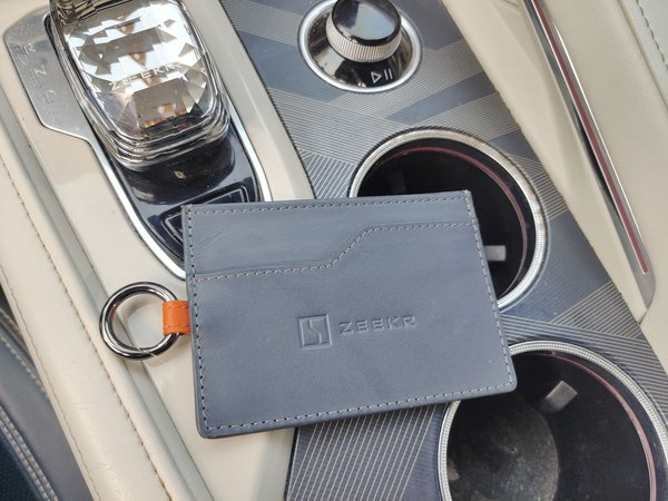 Zeekr 001 2023, 146600 км, за 18804 USD - фото 9