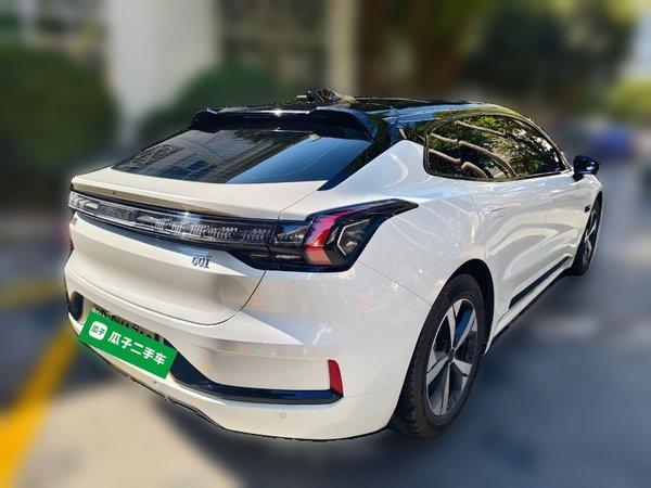 Zeekr 001 2023, 42500 км, за 23634 USD - фото 6