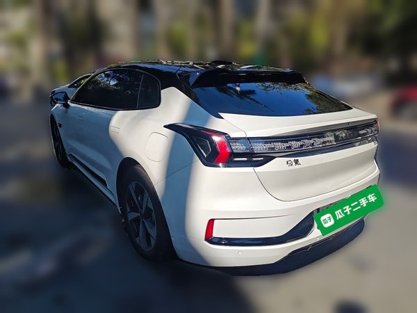 Zeekr 001 2023, 42500 км, за 23634 USD