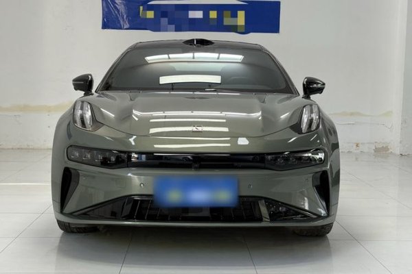 Zeekr 001 2024, 28800 км, за 29161 USD
