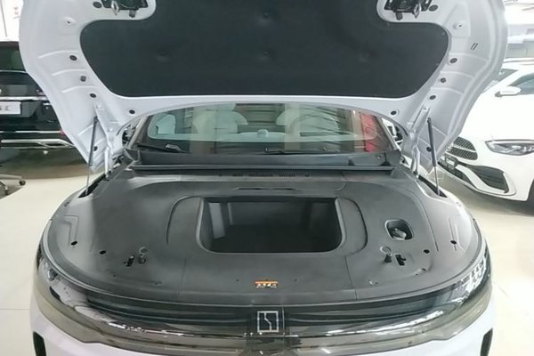 Zeekr 007GT 2025, 17100 км, за 25199 USD - фото 24