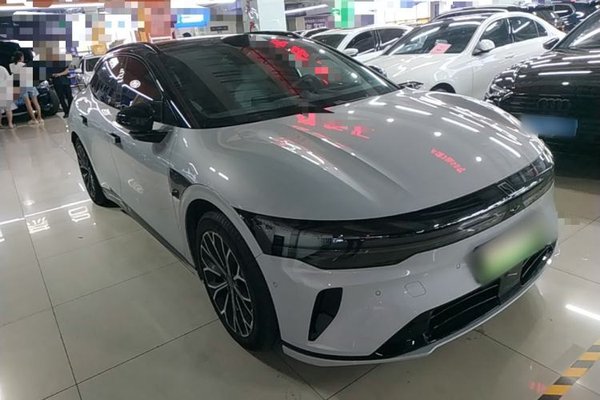 Zeekr 007GT 2025, 17100 км, за 25199 USD