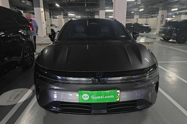 Zeekr 007GT 2025, 13700 км, за 27161 USD