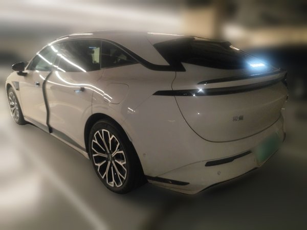 Zeekr 007GT 2025, 6700 км, за 26574 USD