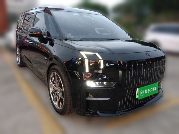 Zeekr 009 2022, 81000 км, за 40893 USD - фото 6