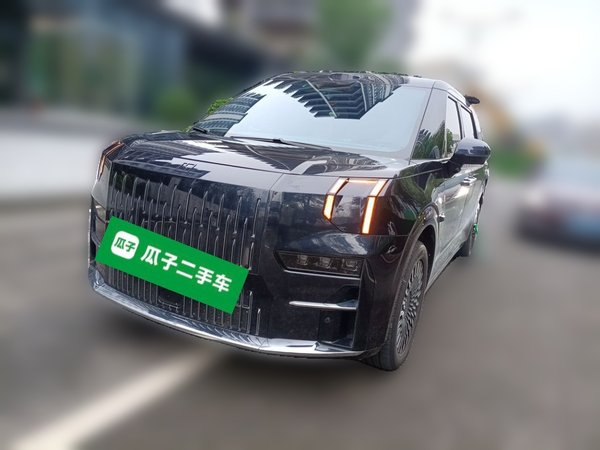 Zeekr 009 · 2024 год