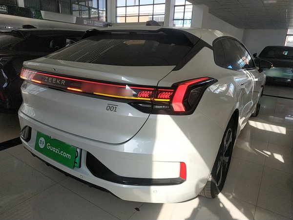 Zeekr 001 2022 Ultra-Long Range Single-Motor WE Version, 2022 года