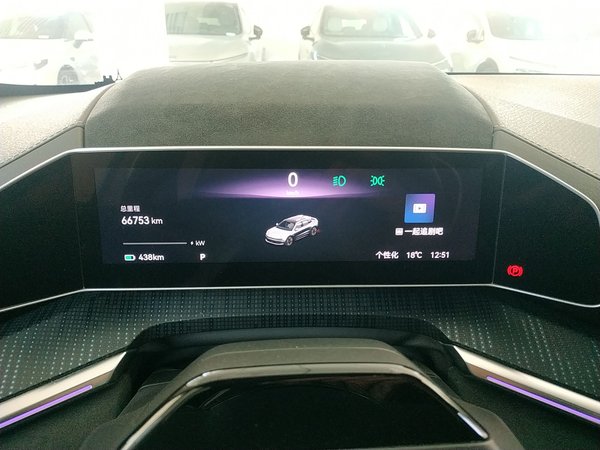 Zeekr 001 2022, 66800 км, за 22145 USD - фото 13