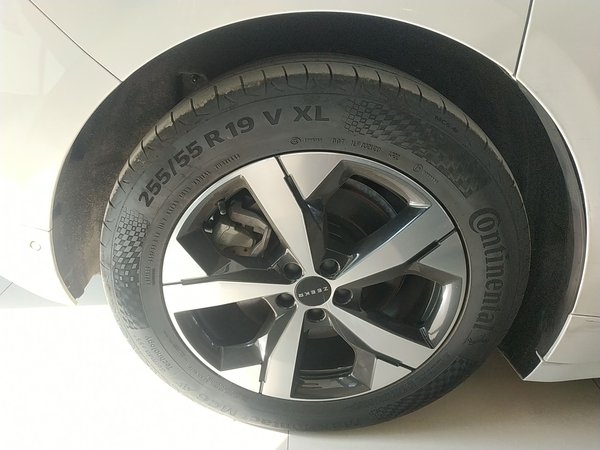 Zeekr 001 2022, 66800 км, за 22145 USD - фото 10