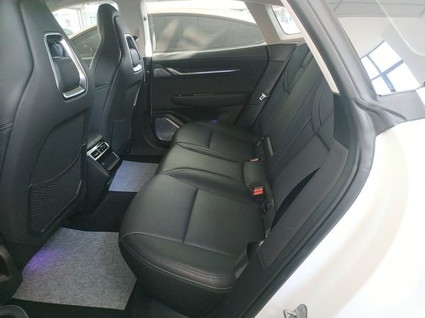 Zeekr 001 2022, 66800 км, за 22145 USD - фото 22