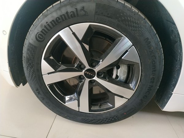 Zeekr 001 2022, 66800 км, за 22145 USD - фото 9