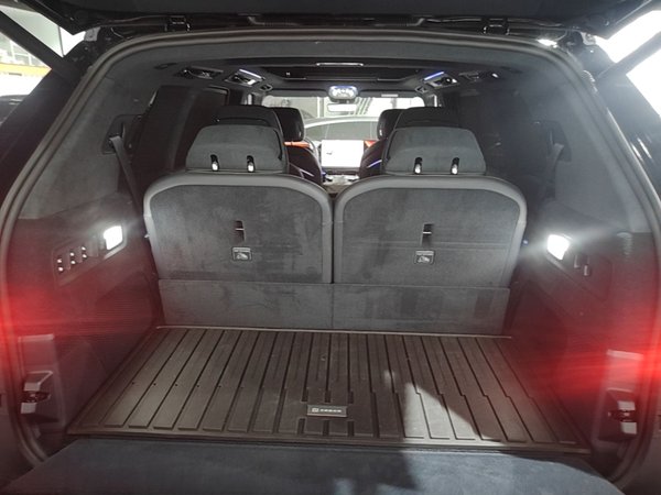 Zeekr 9X 2025, 2600 км, за 87496 USD - фото 21
