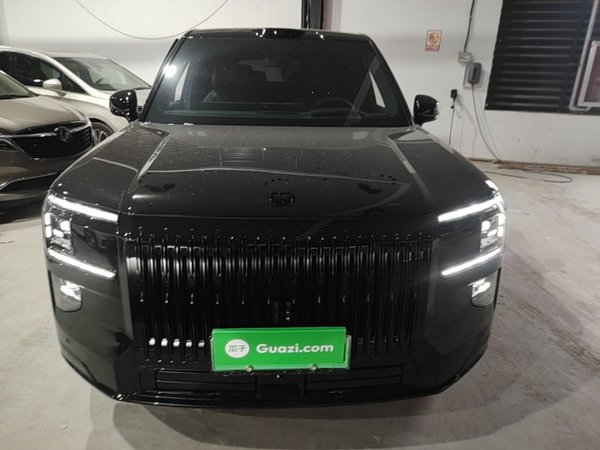 Zeekr 9X 2025, 2600 км, за 87496 USD