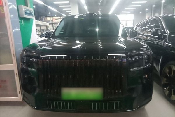 Zeekr 9X 2025, 7100 км, за 69096 USD